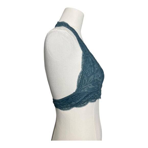 Urban Outfitters NWT Lace Bralette Bra Comfy Lingerie Peekaboo Coquette Medium - Picture 5 of 6